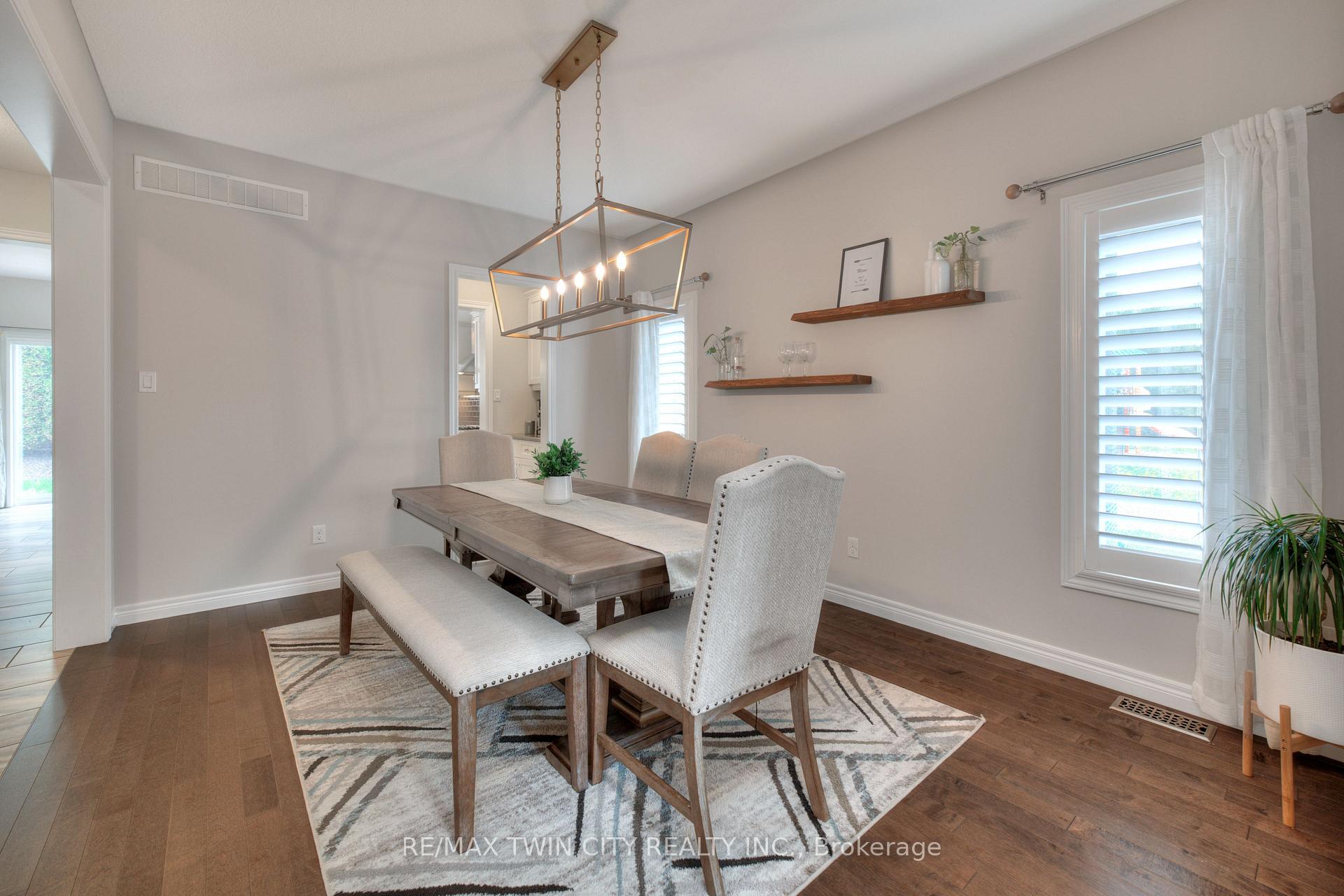 Photo 9 of 435 Rideau River Street, Waterloo — HOMEH
