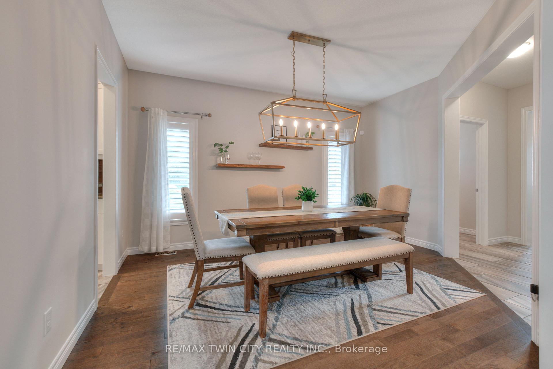 Photo 10 of 435 Rideau River Street, Waterloo — HOMEH