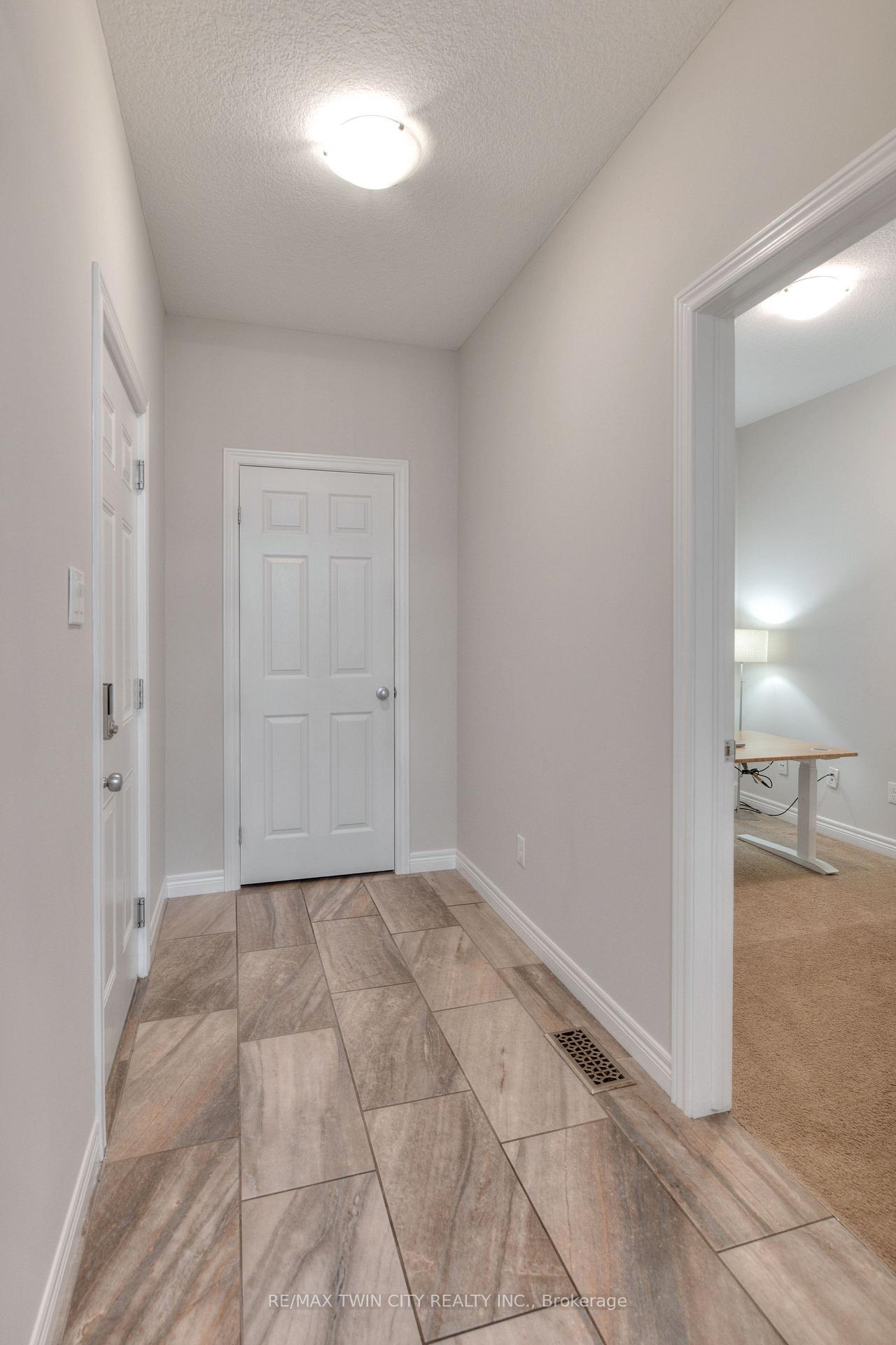 Photo 12 of 435 Rideau River Street, Waterloo — HOMEH