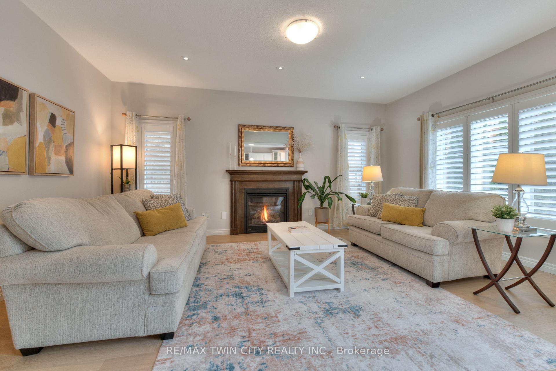 Photo 22 of 435 Rideau River Street, Waterloo — HOMEH