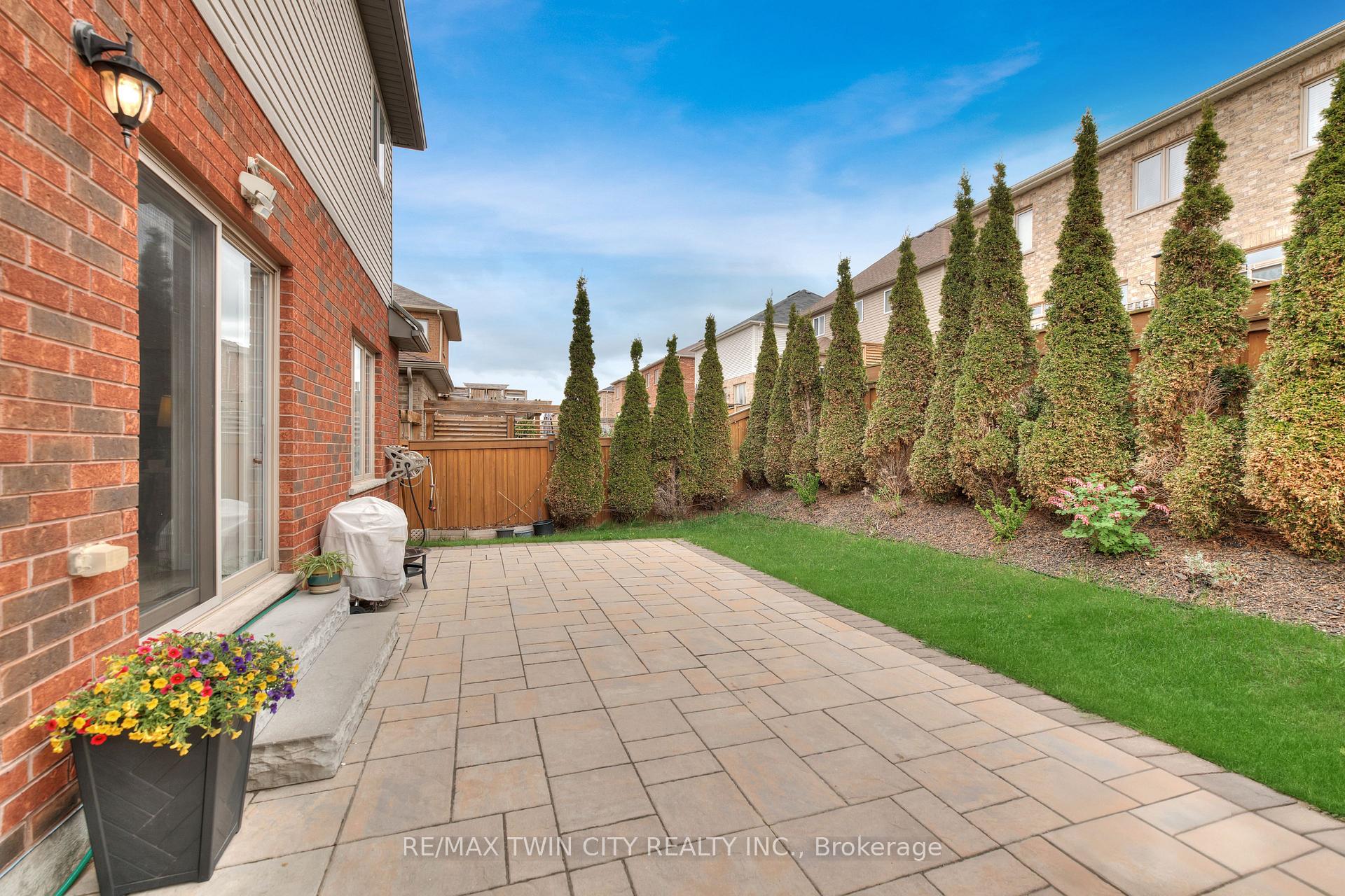 Photo 50 of 435 Rideau River Street, Waterloo — HOMEH