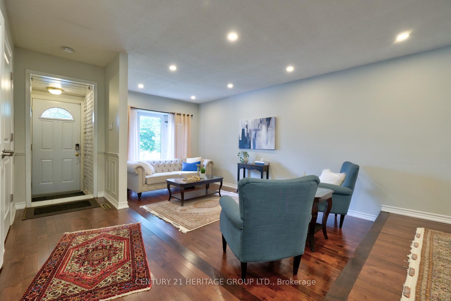 Photo 3 of 169 Spruce Street, Aurora, Aurora Village — HOMEH