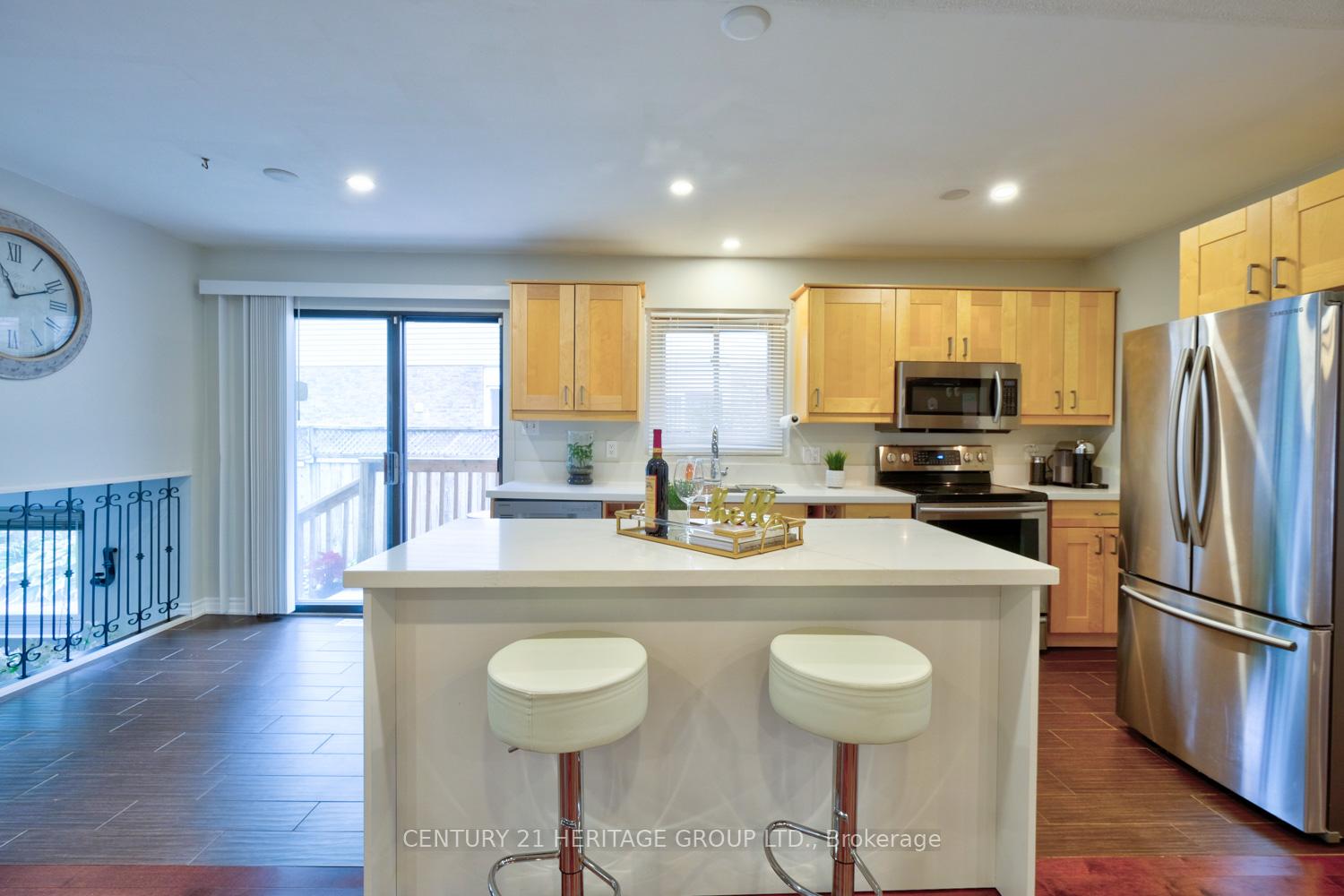 Photo 4 of 169 Spruce Street, Aurora, Aurora Village — HOMEH