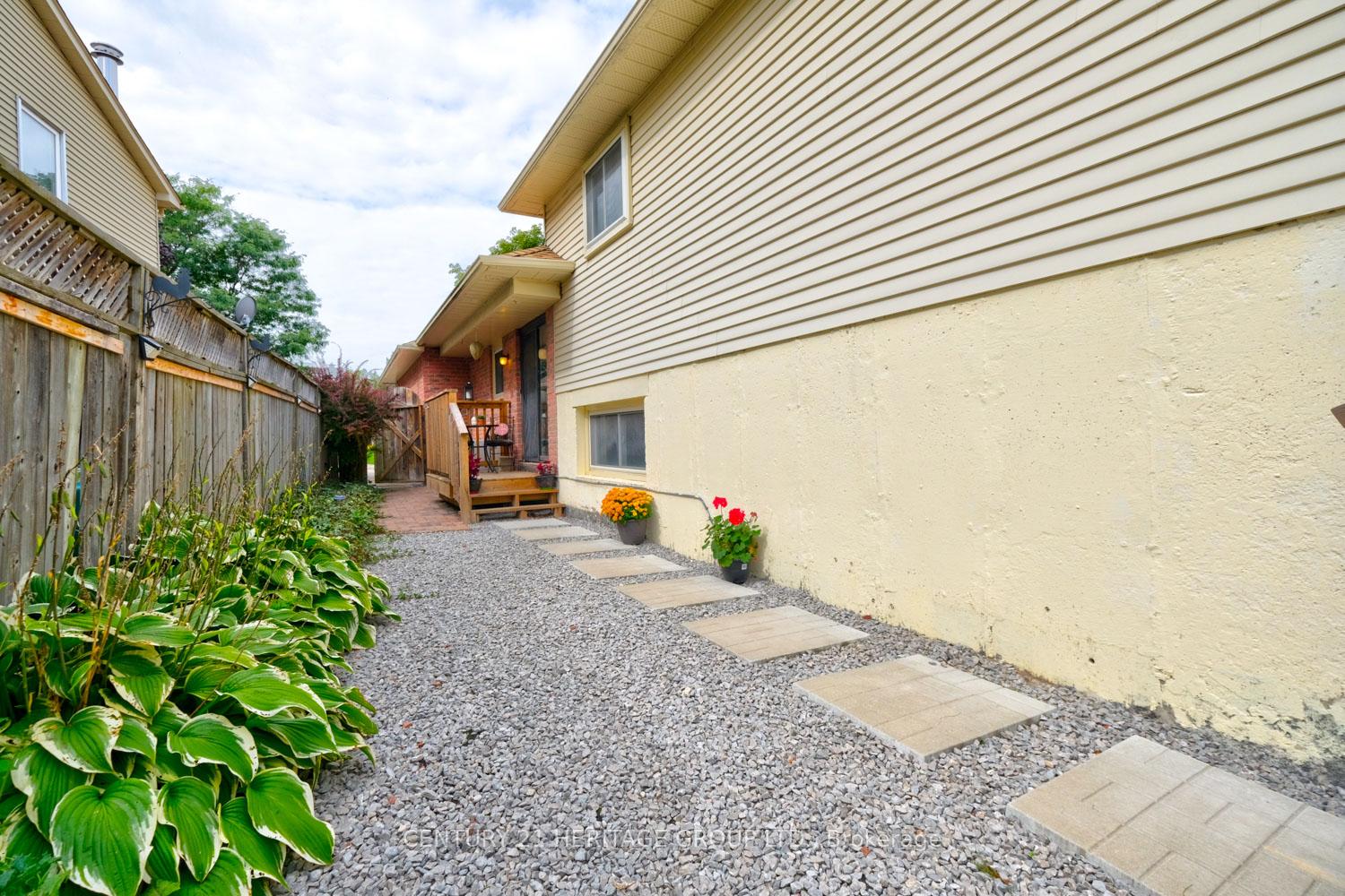 Photo 19 of 169 Spruce Street, Aurora, Aurora Village — HOMEH