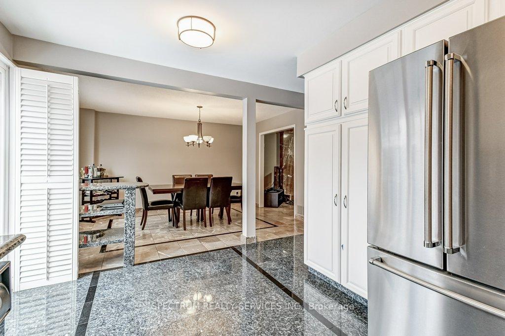 Photo 33 of 119 Silver Arrow Crescent, Vaughan, Maple — HOMEH