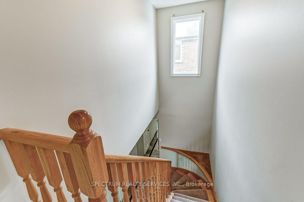 Photo 36 of 119 Silver Arrow Crescent, Vaughan, Maple — HOMEH