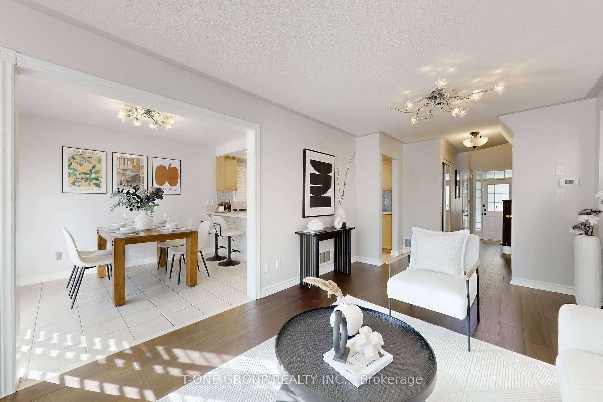 Photo 2 of 39 Vania Drive, Vaughan, Vellore Village — HOMEH