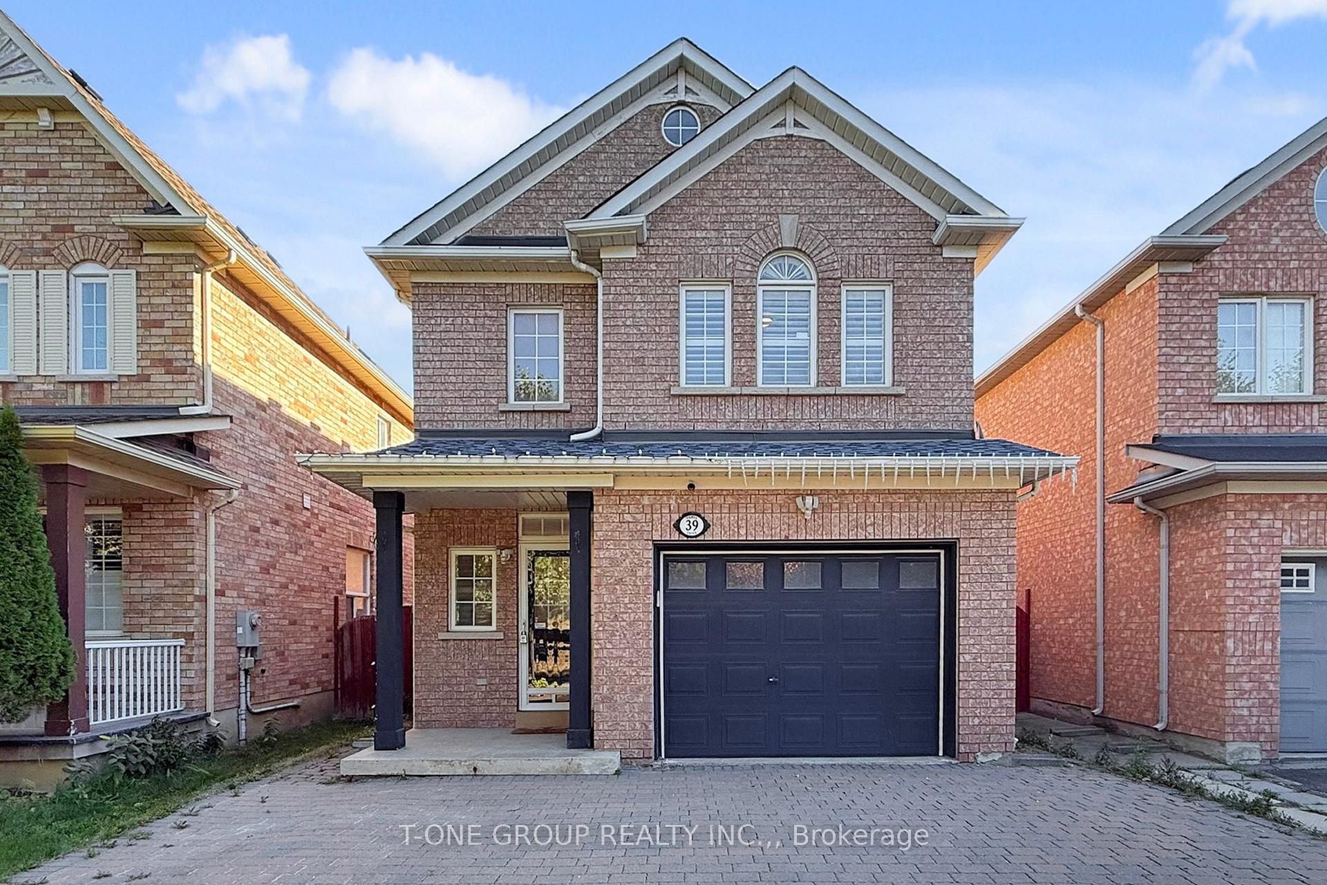 Photo 4 of 39 Vania Drive, Vaughan, Vellore Village — HOMEH