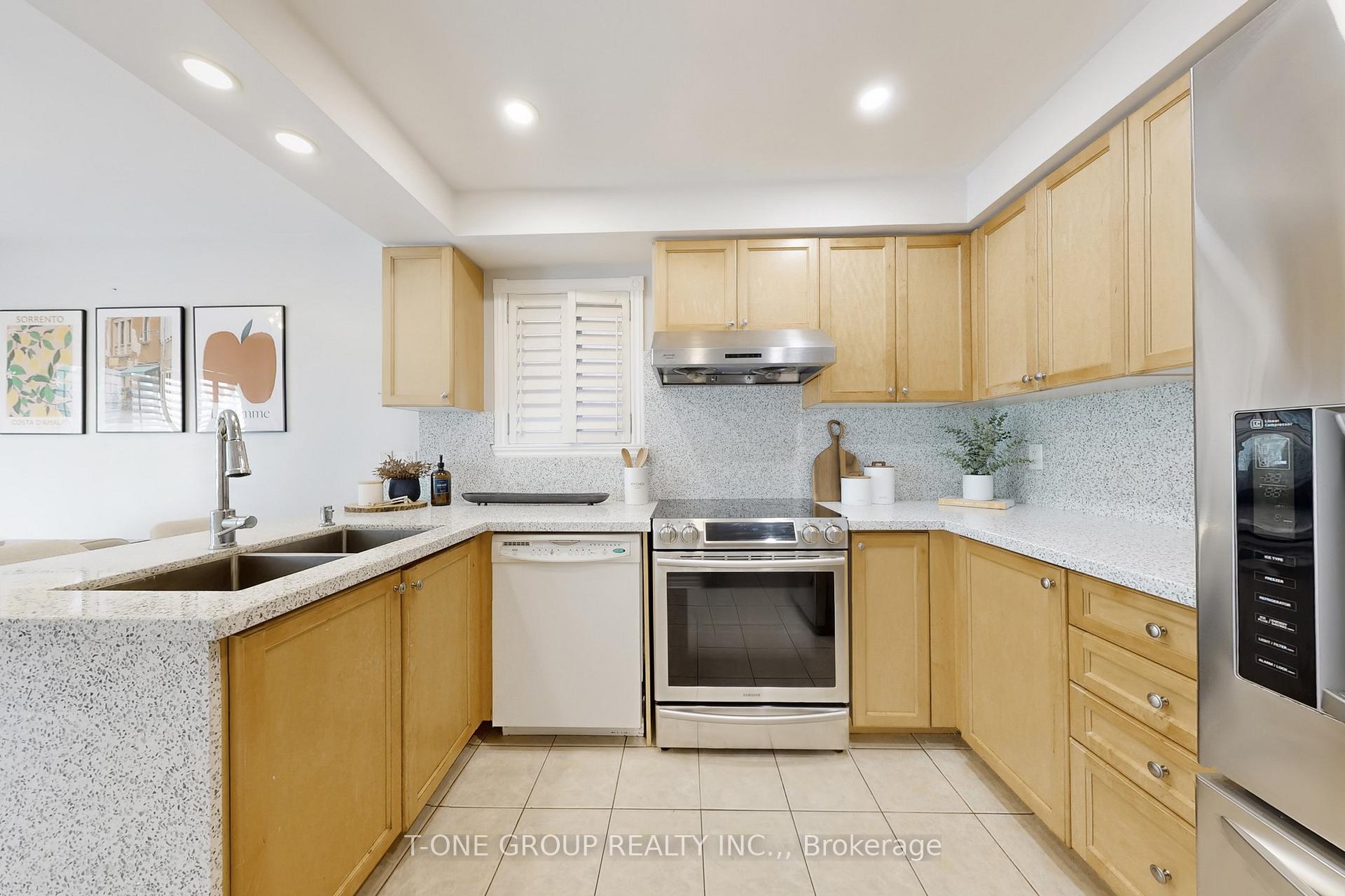 Photo 14 of 39 Vania Drive, Vaughan, Vellore Village — HOMEH