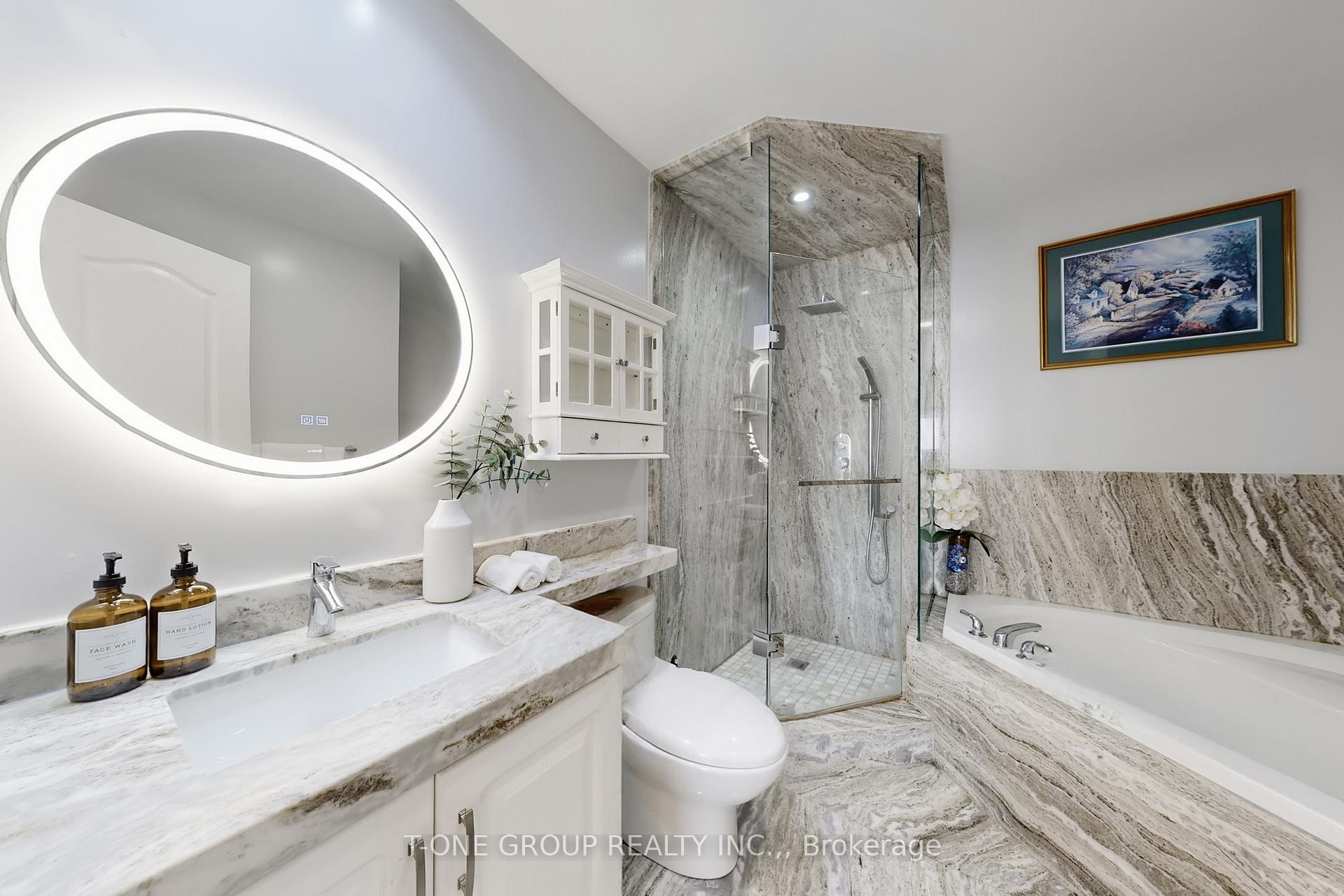 Photo 23 of 39 Vania Drive, Vaughan, Vellore Village — HOMEH