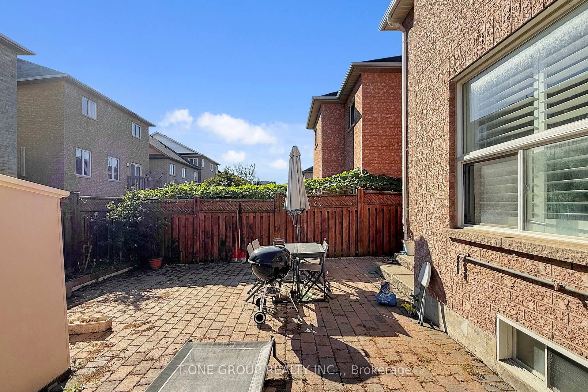Photo 40 of 39 Vania Drive, Vaughan, Vellore Village — HOMEH