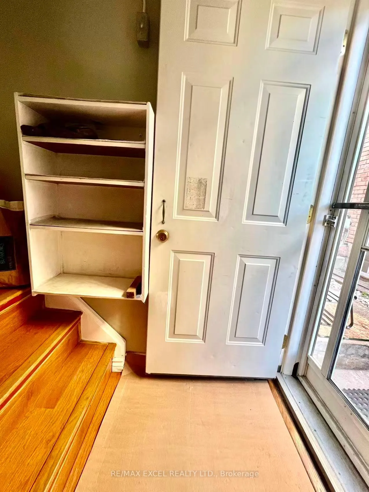 Photo 4 of 3225 Coldstream Road, Mississauga, Erin Mills — HOMEH