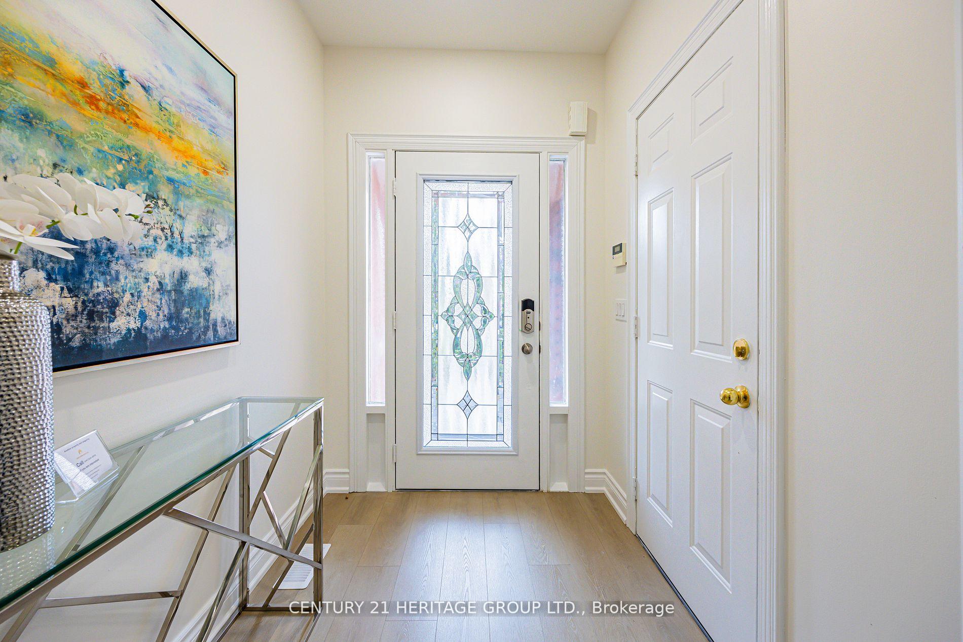 Photo 5 of 114 Millcliff Circle, Aurora, Aurora Grove — HOMEH