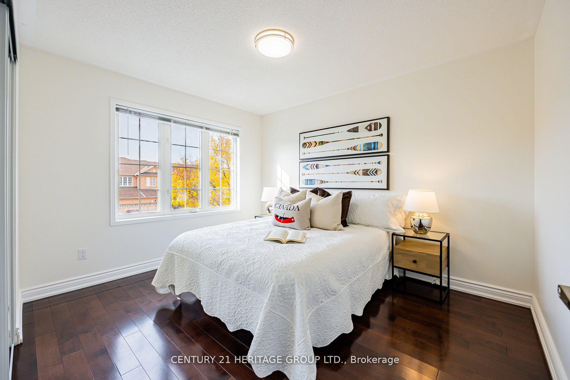 Photo 6 of 114 Millcliff Circle, Aurora, Aurora Grove — HOMEH