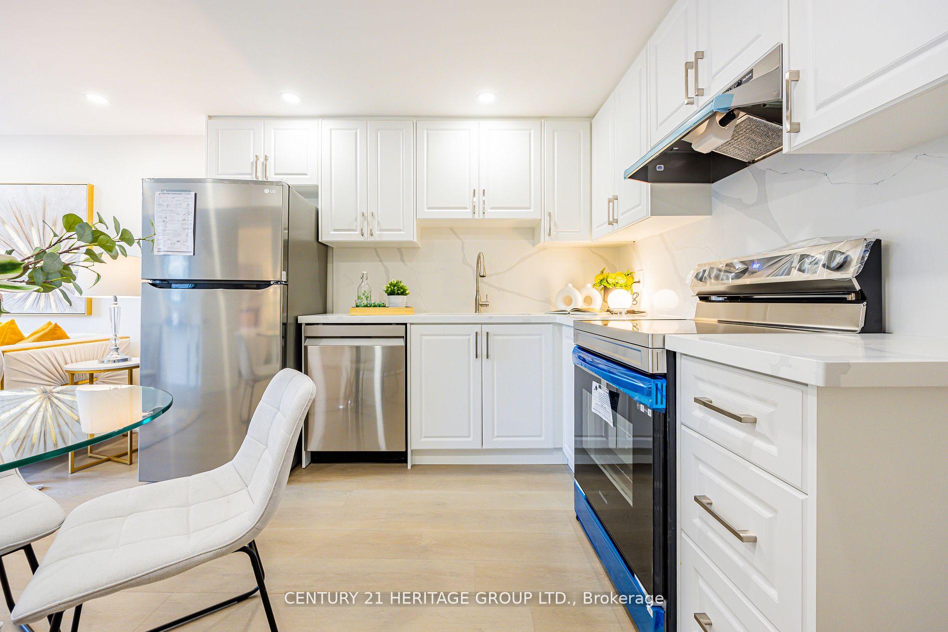 Photo 14 of 114 Millcliff Circle, Aurora, Aurora Grove — HOMEH