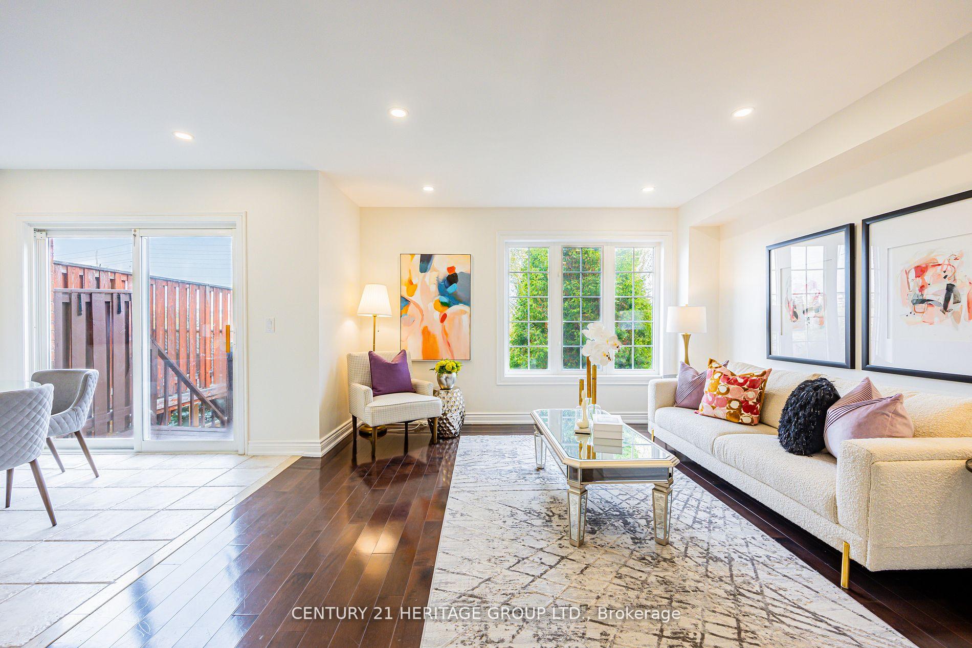 Photo 15 of 114 Millcliff Circle, Aurora, Aurora Grove — HOMEH