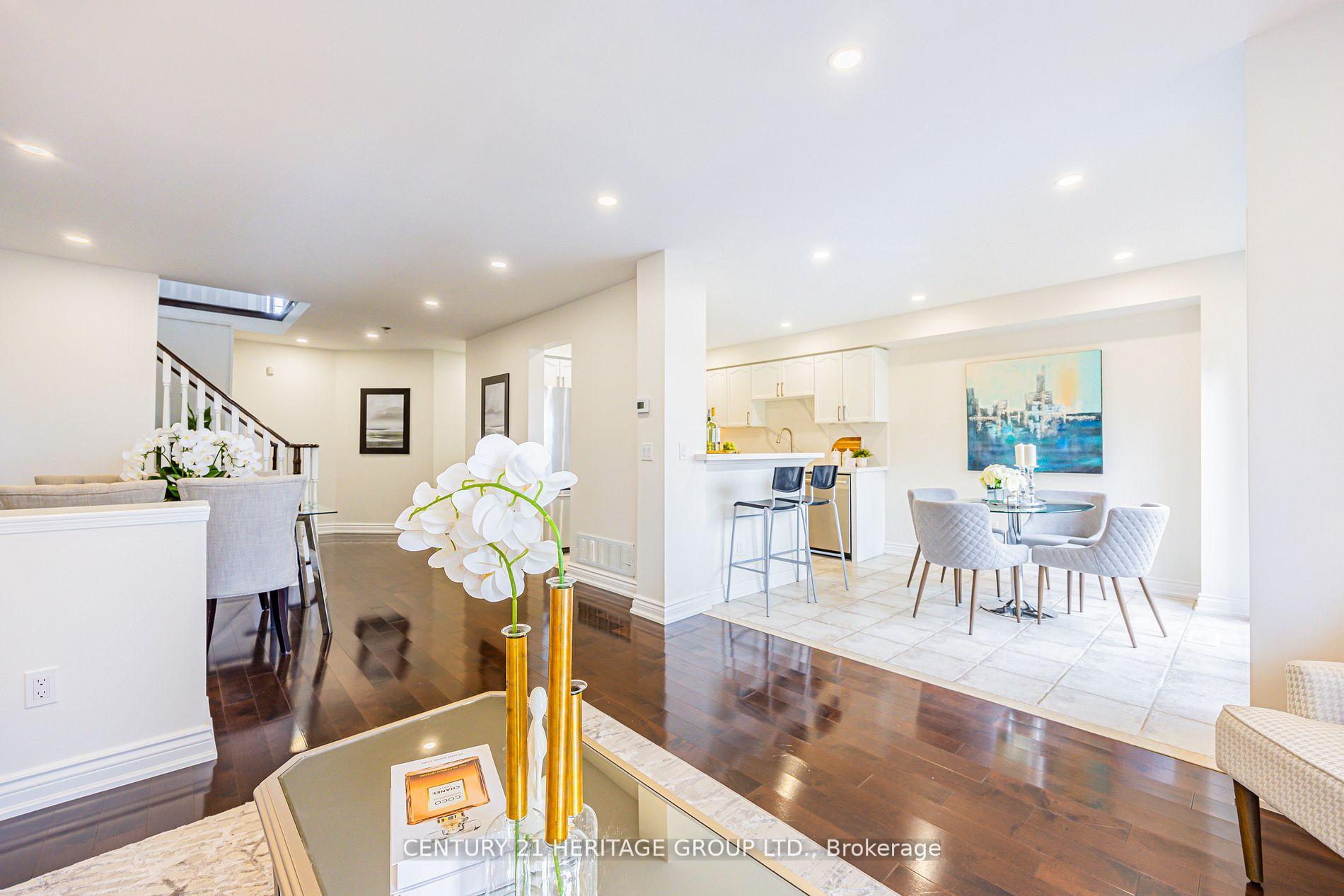 Photo 16 of 114 Millcliff Circle, Aurora, Aurora Grove — HOMEH