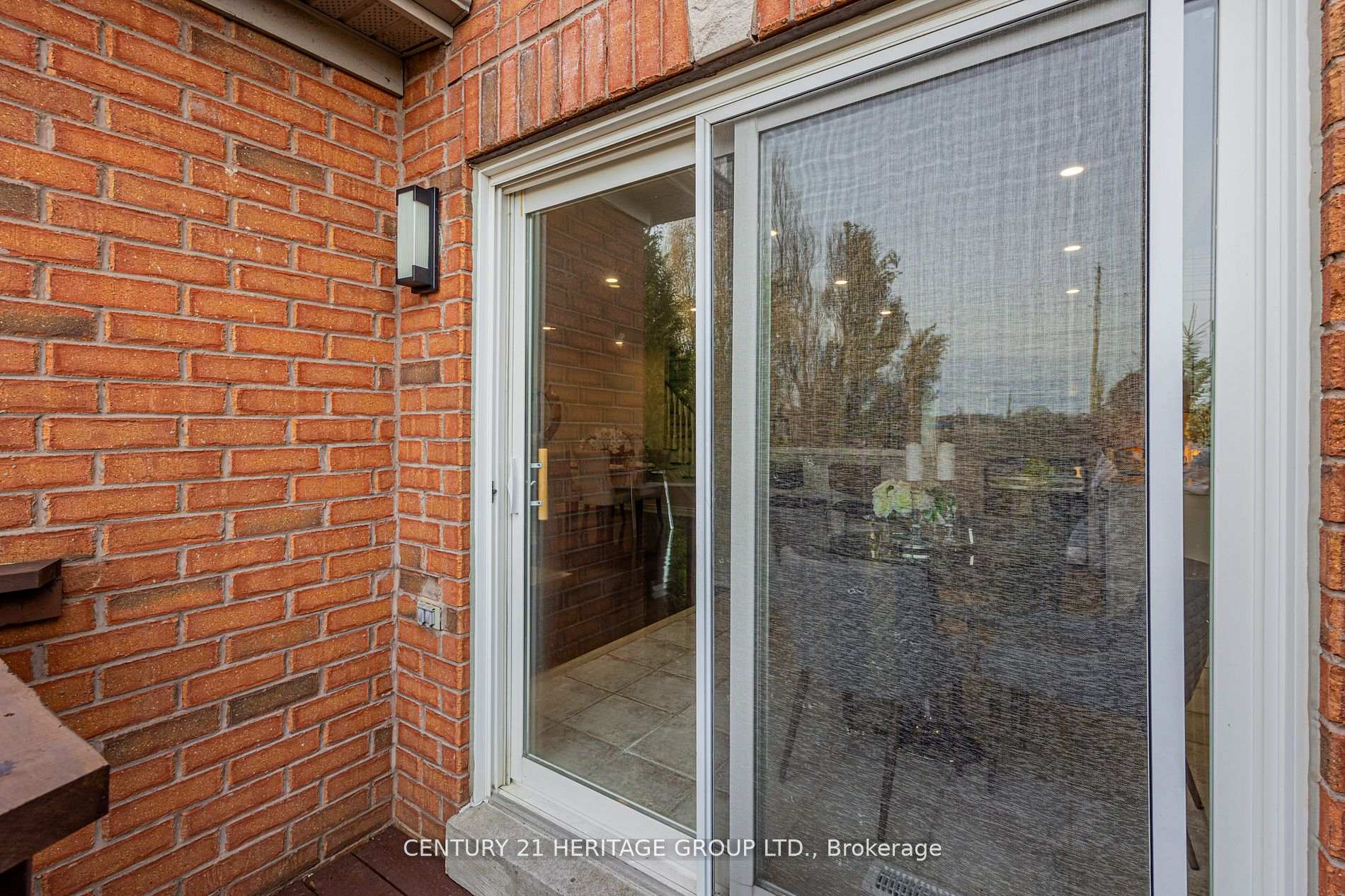 Photo 37 of 114 Millcliff Circle, Aurora, Aurora Grove — HOMEH