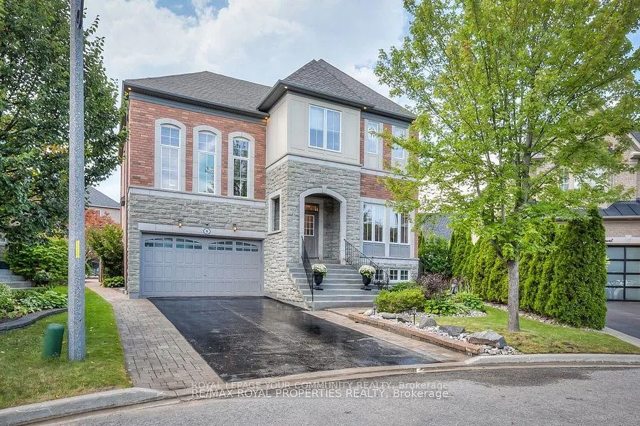 Front of Unit Basement, 8 Speight Court