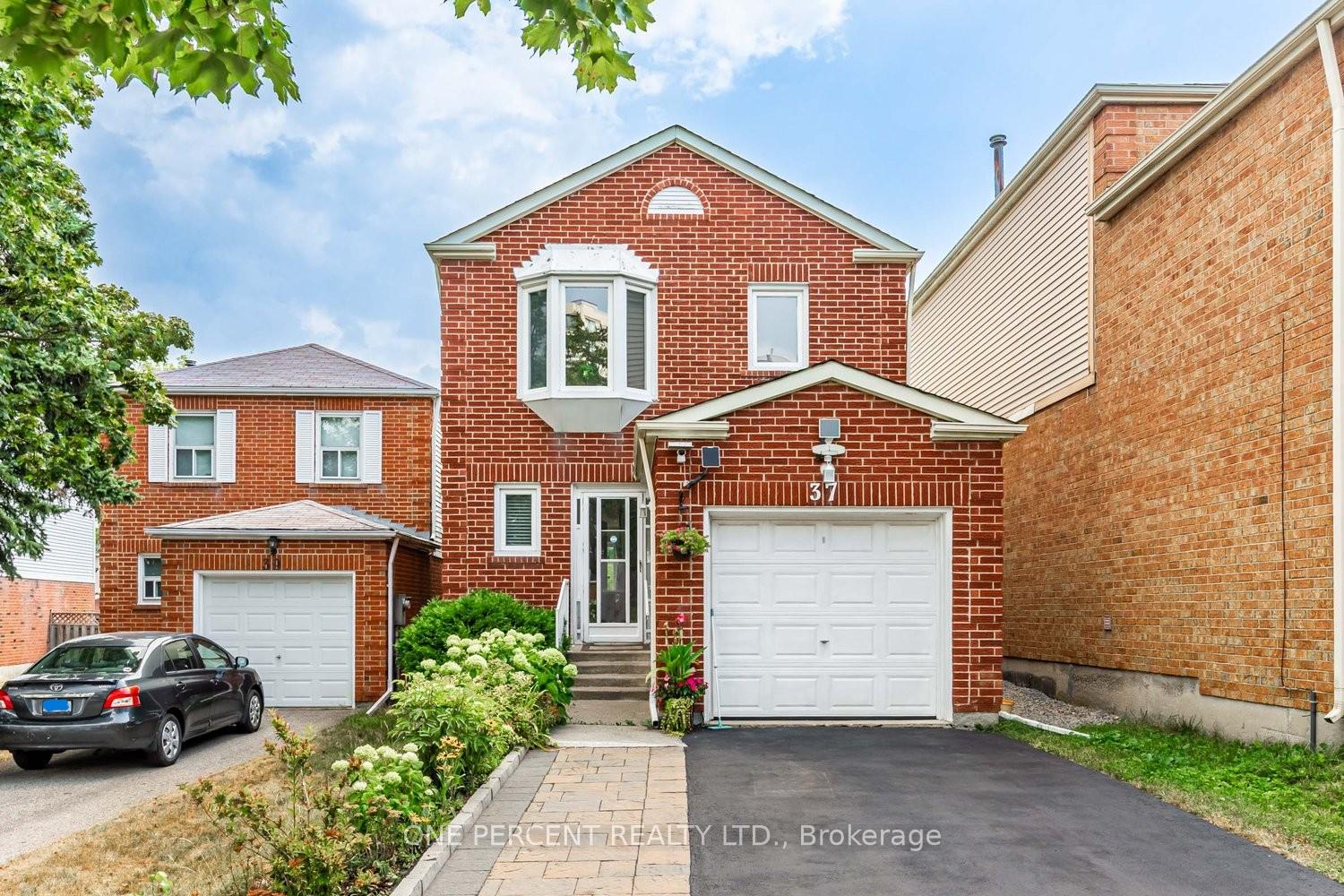 Front of 37 Lansbury Court