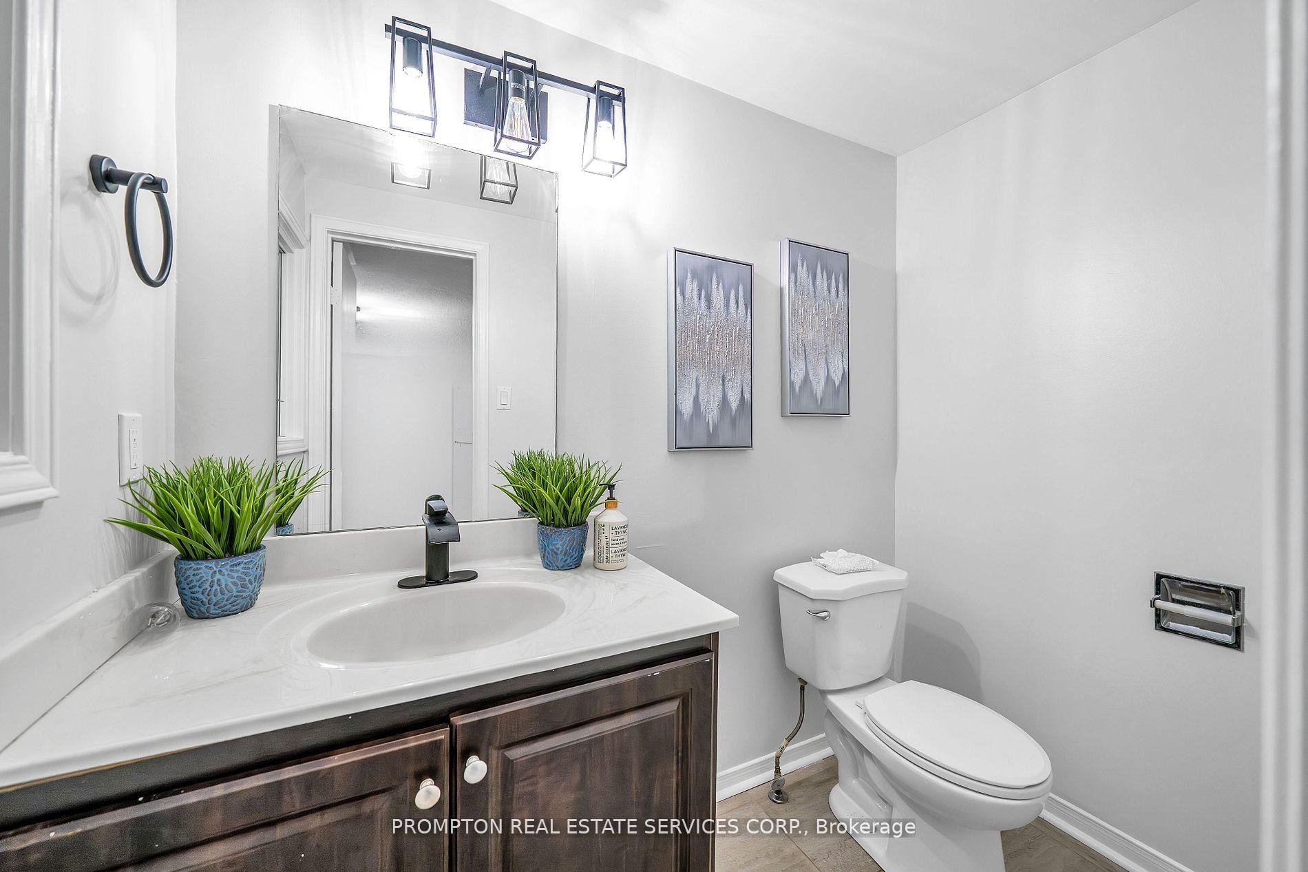 Photo 8 of 39 Frost Drive, Whitby, Lynde Creek — HOMEH