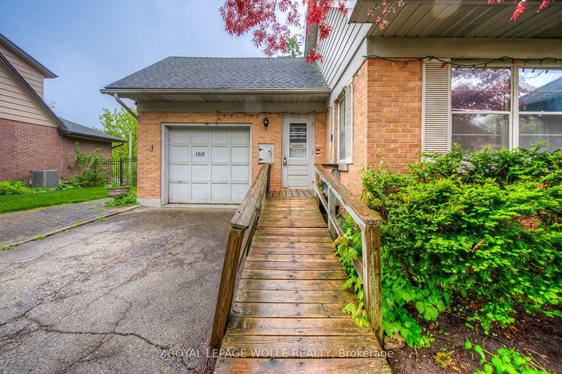 Photo 7 of 189 John Street W, Waterloo — HOMEH