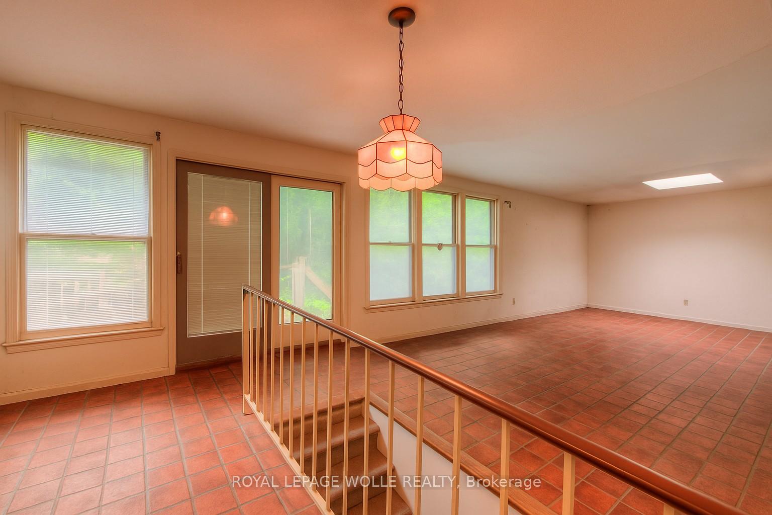 Photo 18 of 189 John Street W, Waterloo — HOMEH