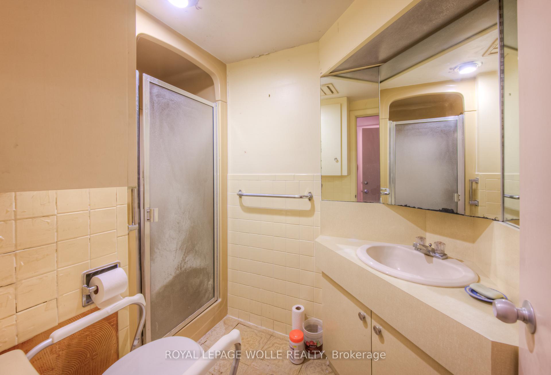 Photo 24 of 189 John Street W, Waterloo — HOMEH