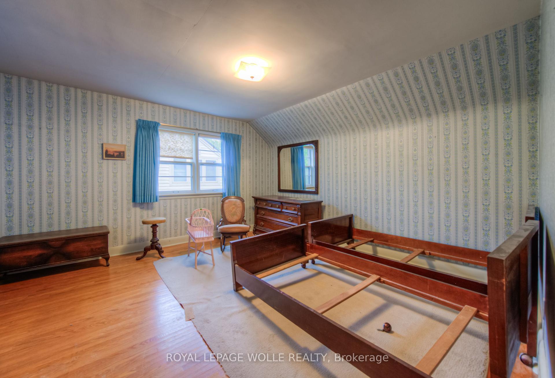 Photo 28 of 189 John Street W, Waterloo — HOMEH