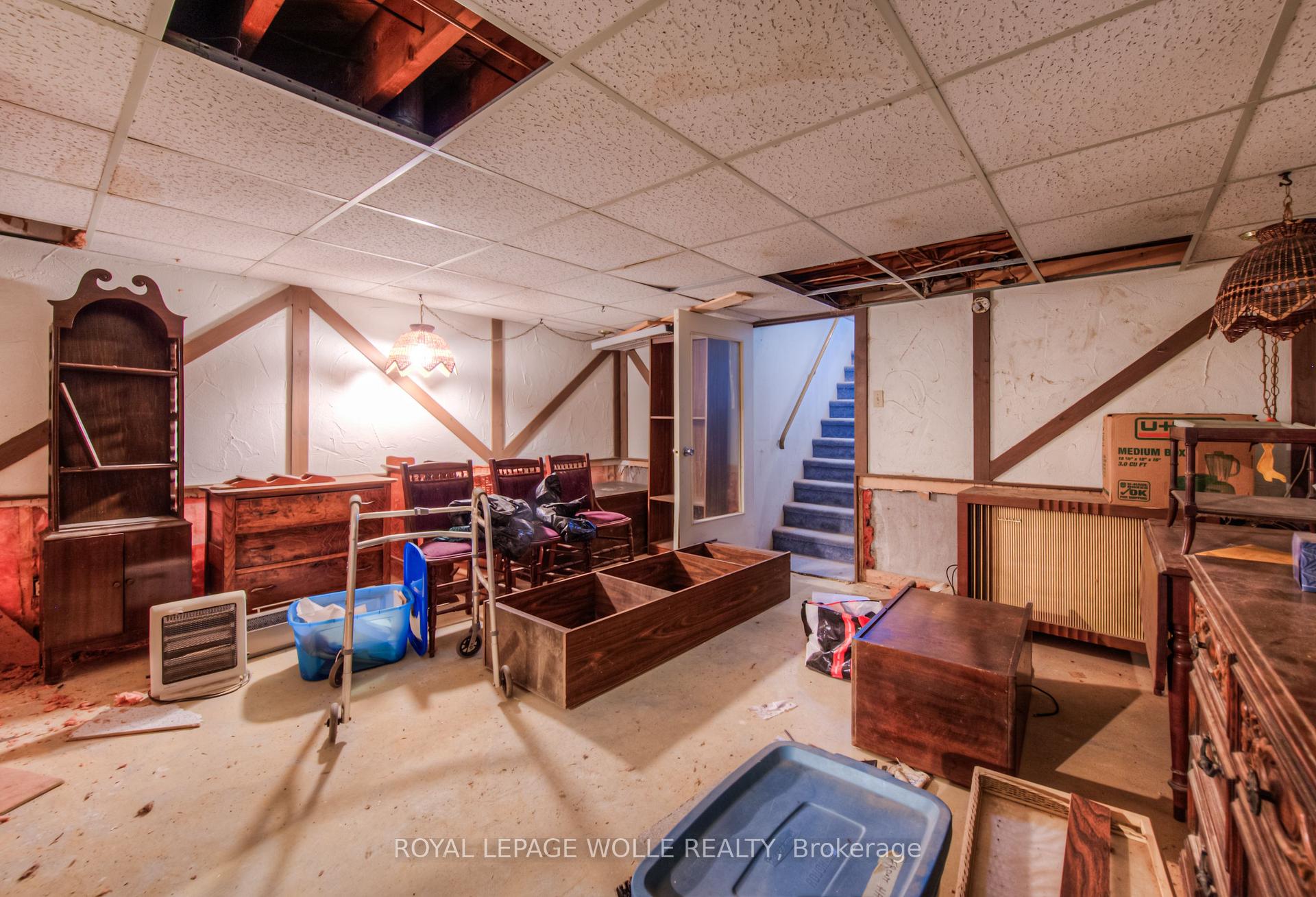 Photo 37 of 189 John Street W, Waterloo — HOMEH