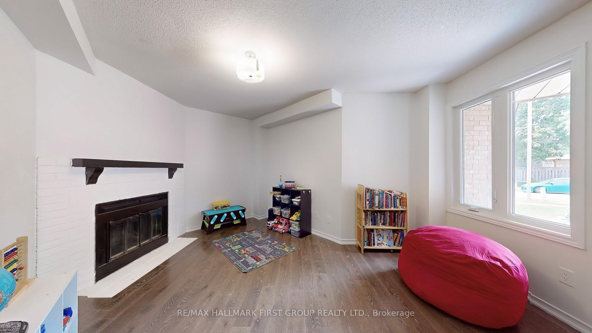 Photo 16 of 54 Davies Crescent, Whitby, Pringle Creek — HOMEH