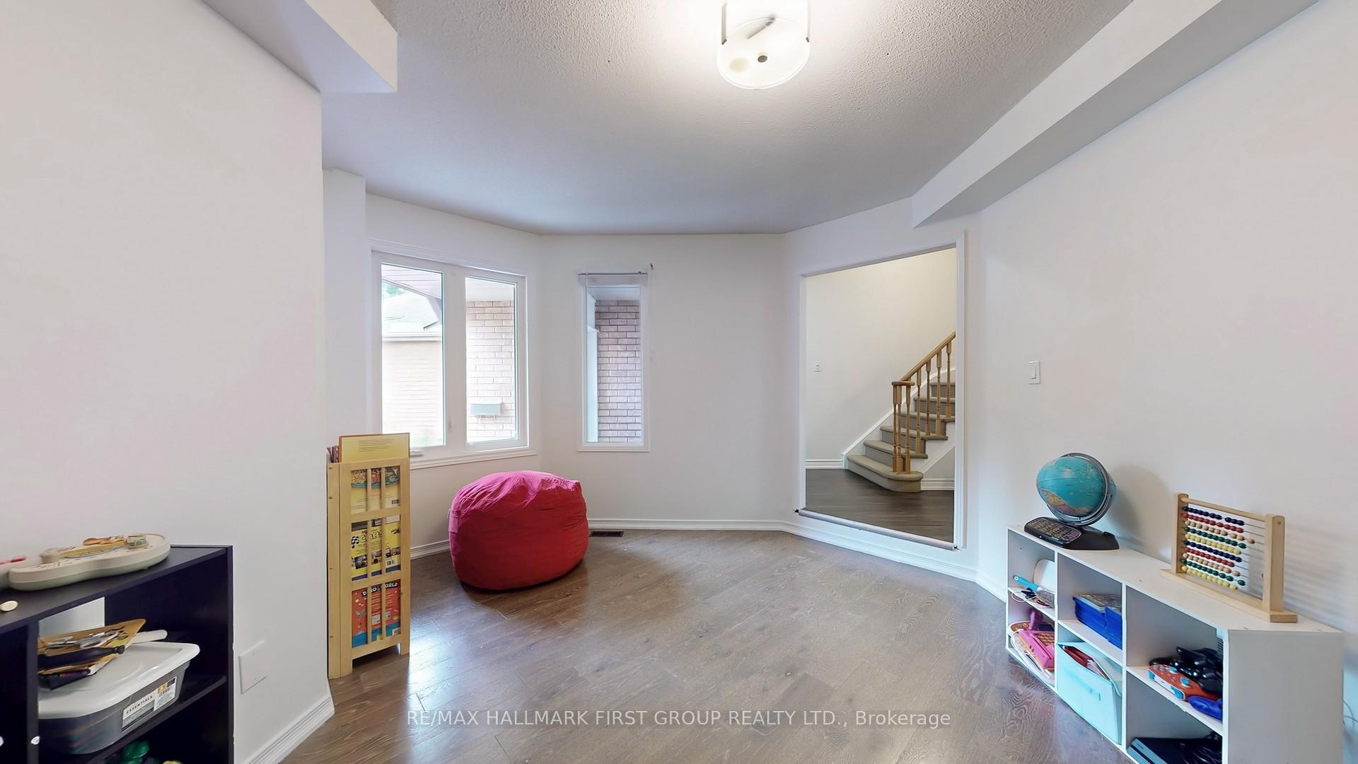Photo 19 of 54 Davies Crescent, Whitby, Pringle Creek — HOMEH