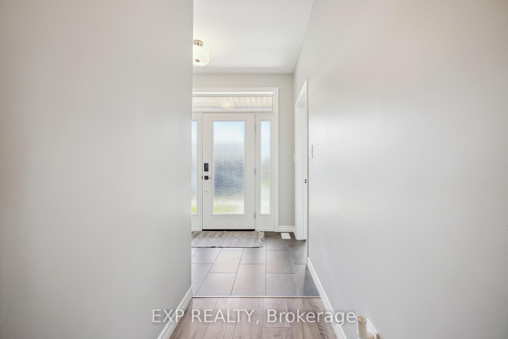 Photo 5 of 61 Athabaska Drive, Belleville, Thurlow Ward — HOMEH