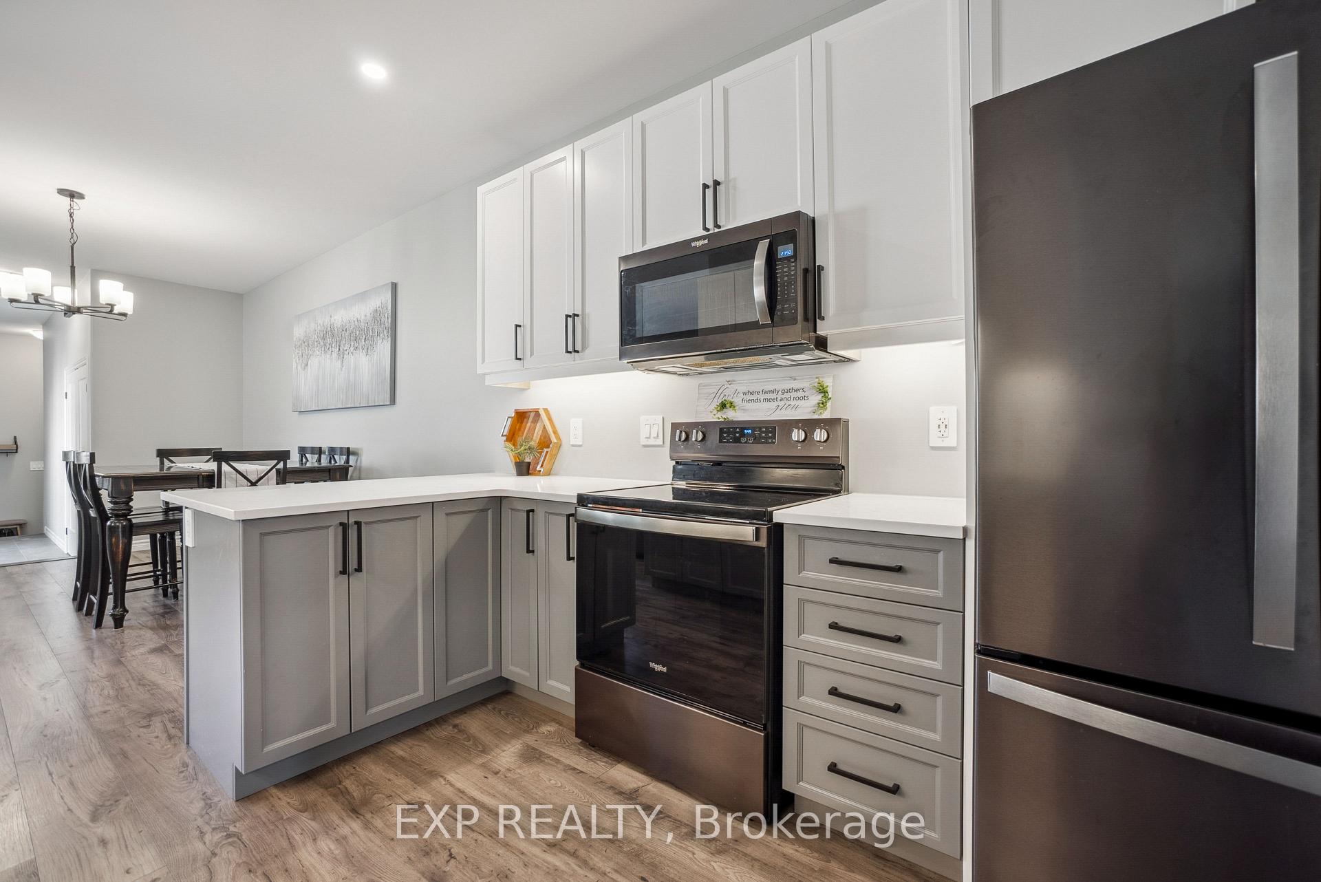 Photo 8 of 61 Athabaska Drive, Belleville, Thurlow Ward — HOMEH