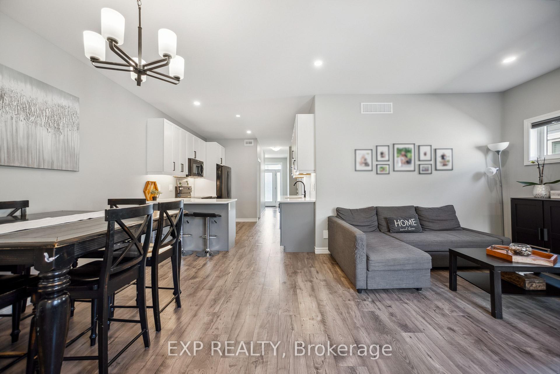 Photo 10 of 61 Athabaska Drive, Belleville, Thurlow Ward — HOMEH