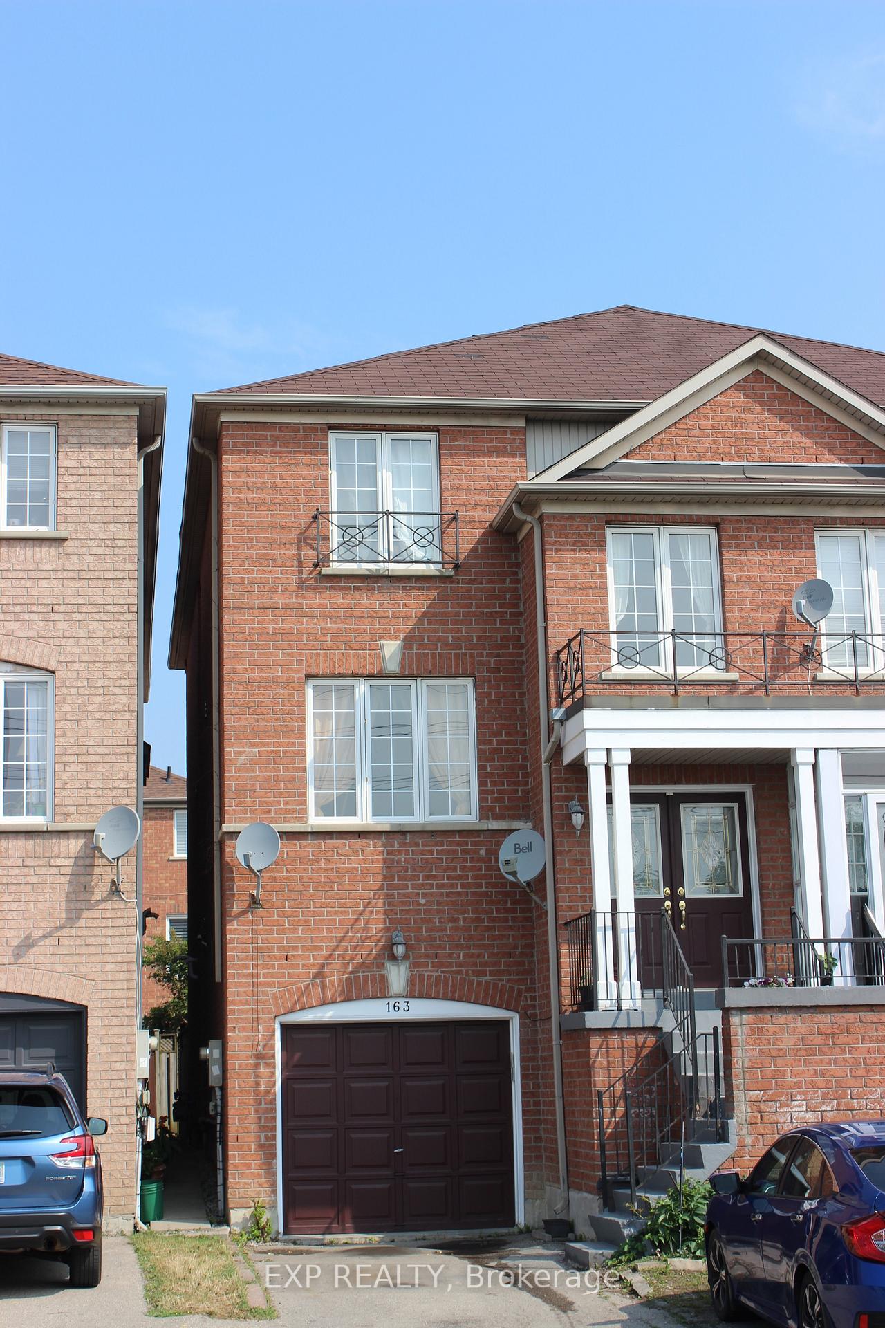 Front of 163 Sassafras Circle