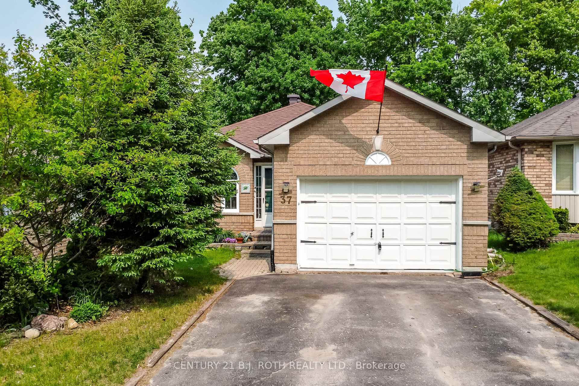 Front of 37 Nicholson Drive