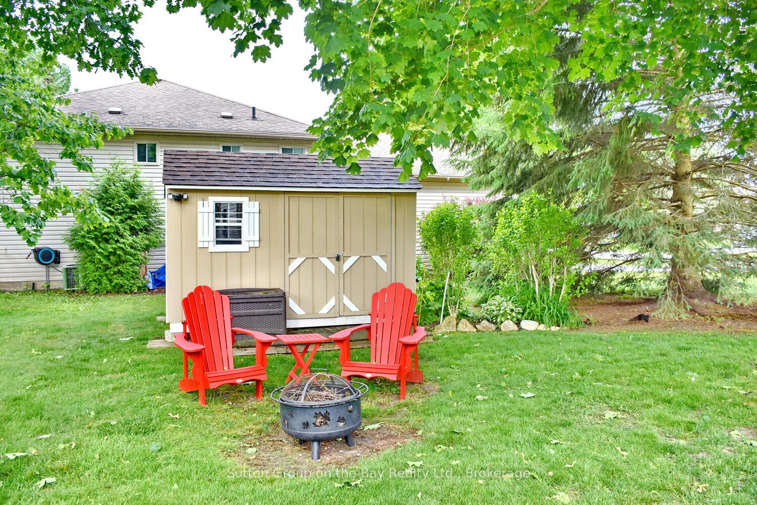 Photo 13 of 30 Acorn Crescent, Wasaga Beach — HOMEH
