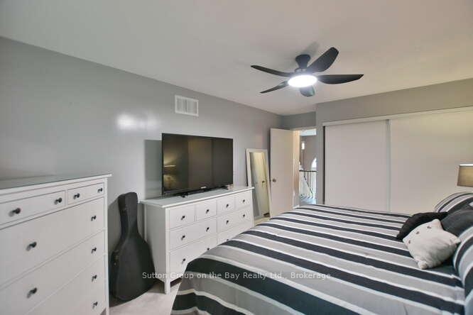 Photo 31 of 30 Acorn Crescent, Wasaga Beach — HOMEH