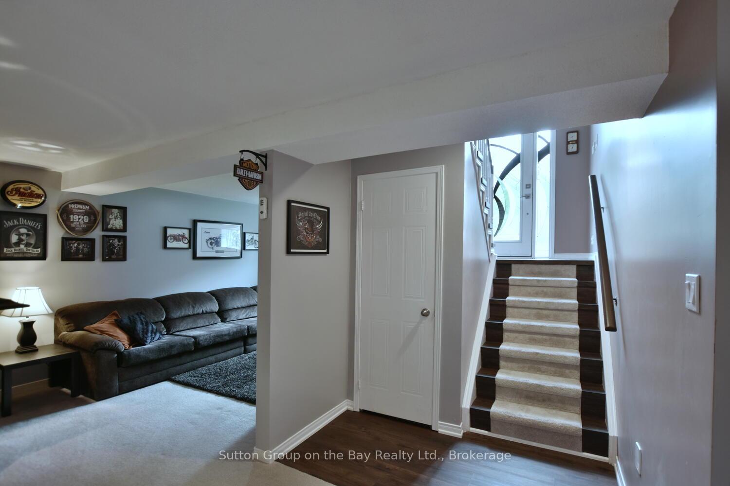 Photo 36 of 30 Acorn Crescent, Wasaga Beach — HOMEH