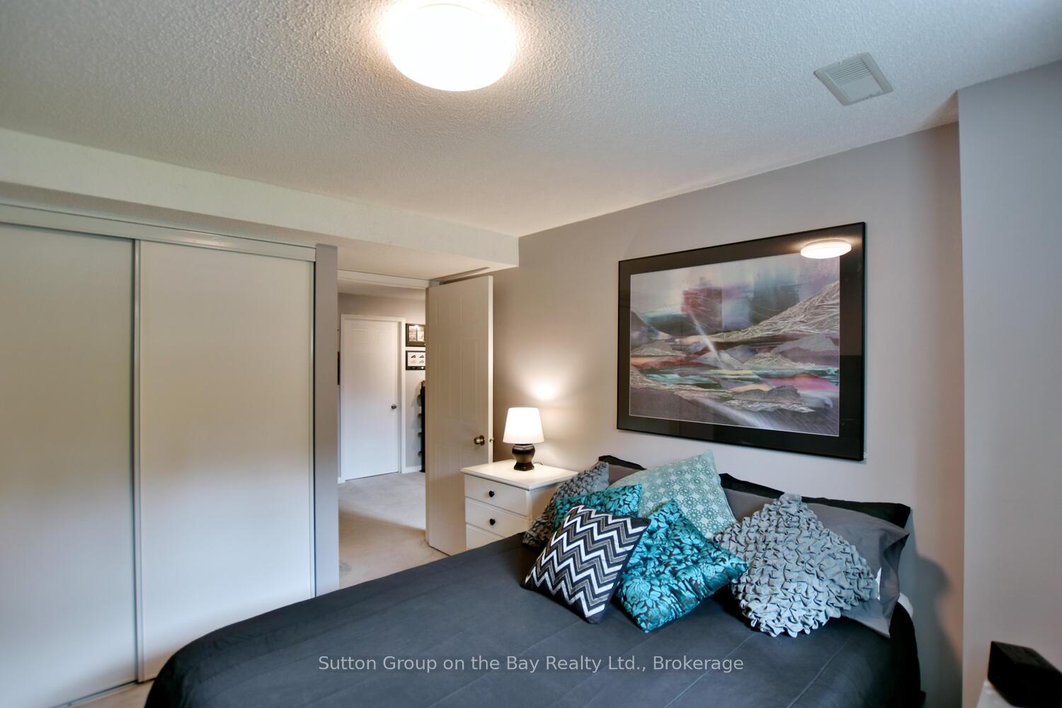 Photo 42 of 30 Acorn Crescent, Wasaga Beach — HOMEH
