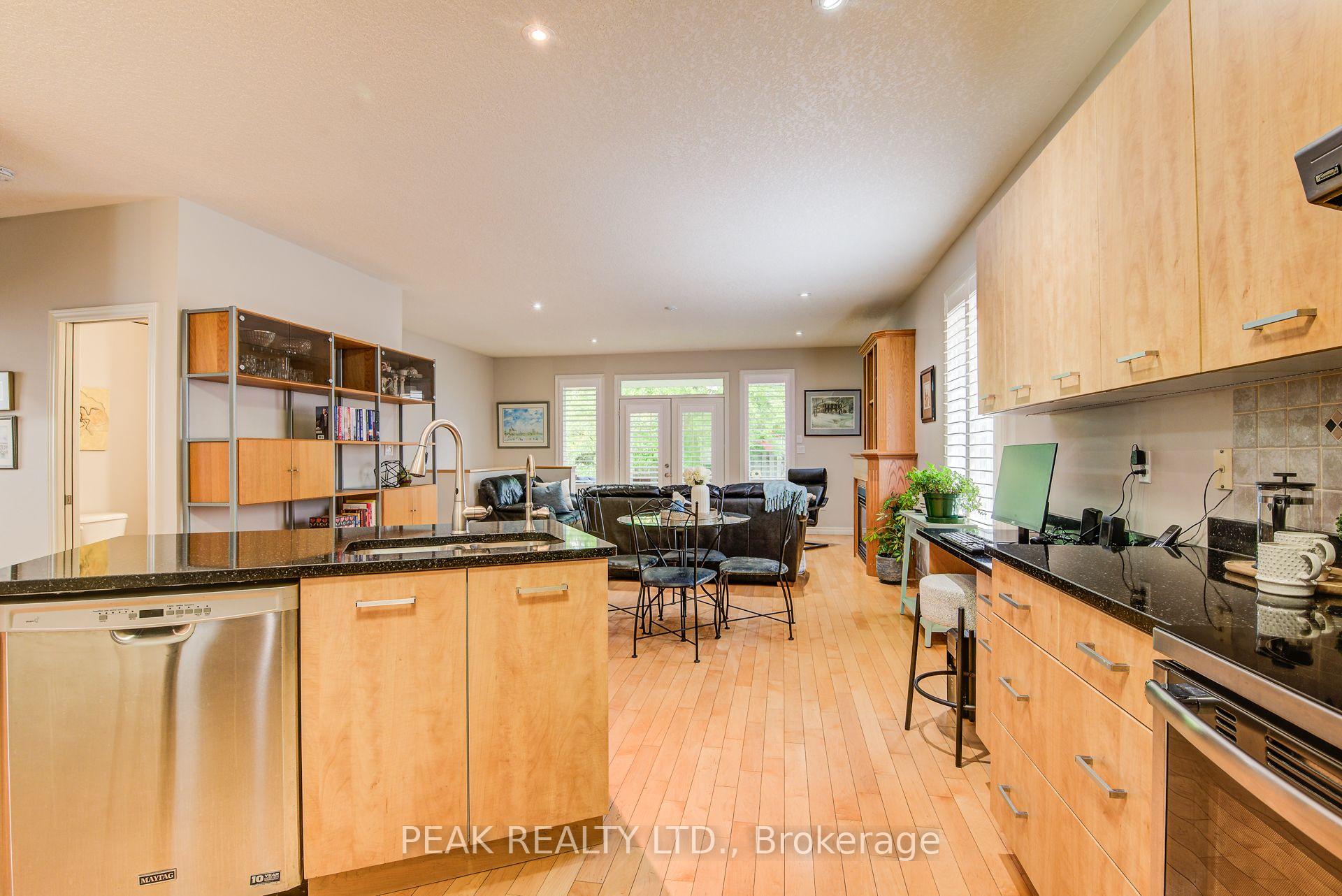 Photo 15 of 415 Lake Louise Boulevard, Waterloo — HOMEH