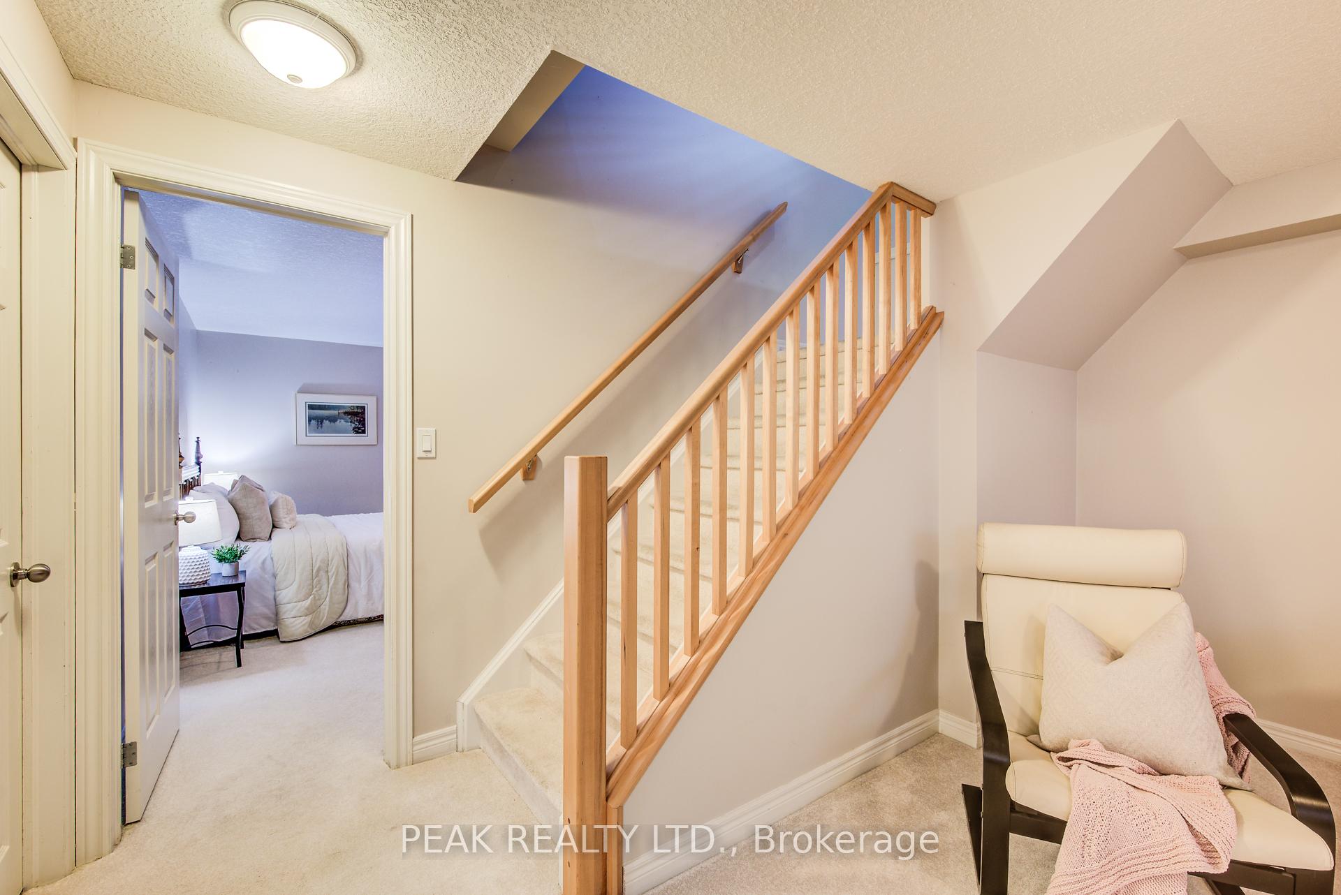Photo 31 of 415 Lake Louise Boulevard, Waterloo — HOMEH