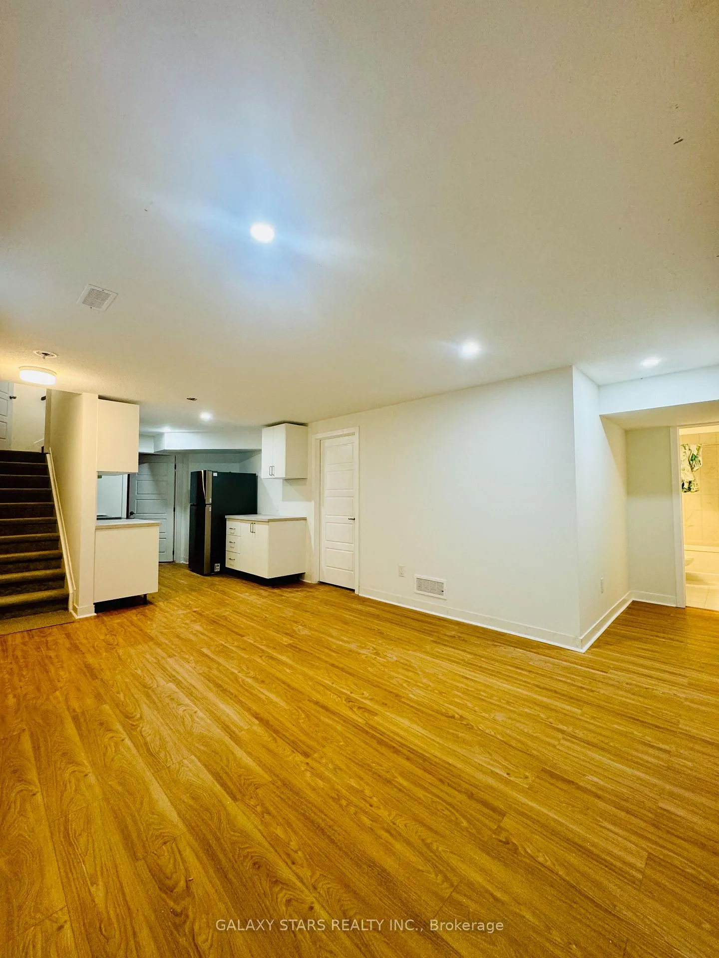 Front of Unit Bsmnt Apt, 3482 Greenbank Road