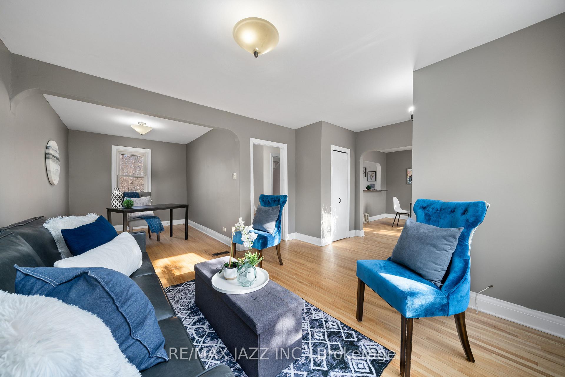 Photo 5 of 47 Ponton Street, Belleville, Belleville Ward — HOMEH