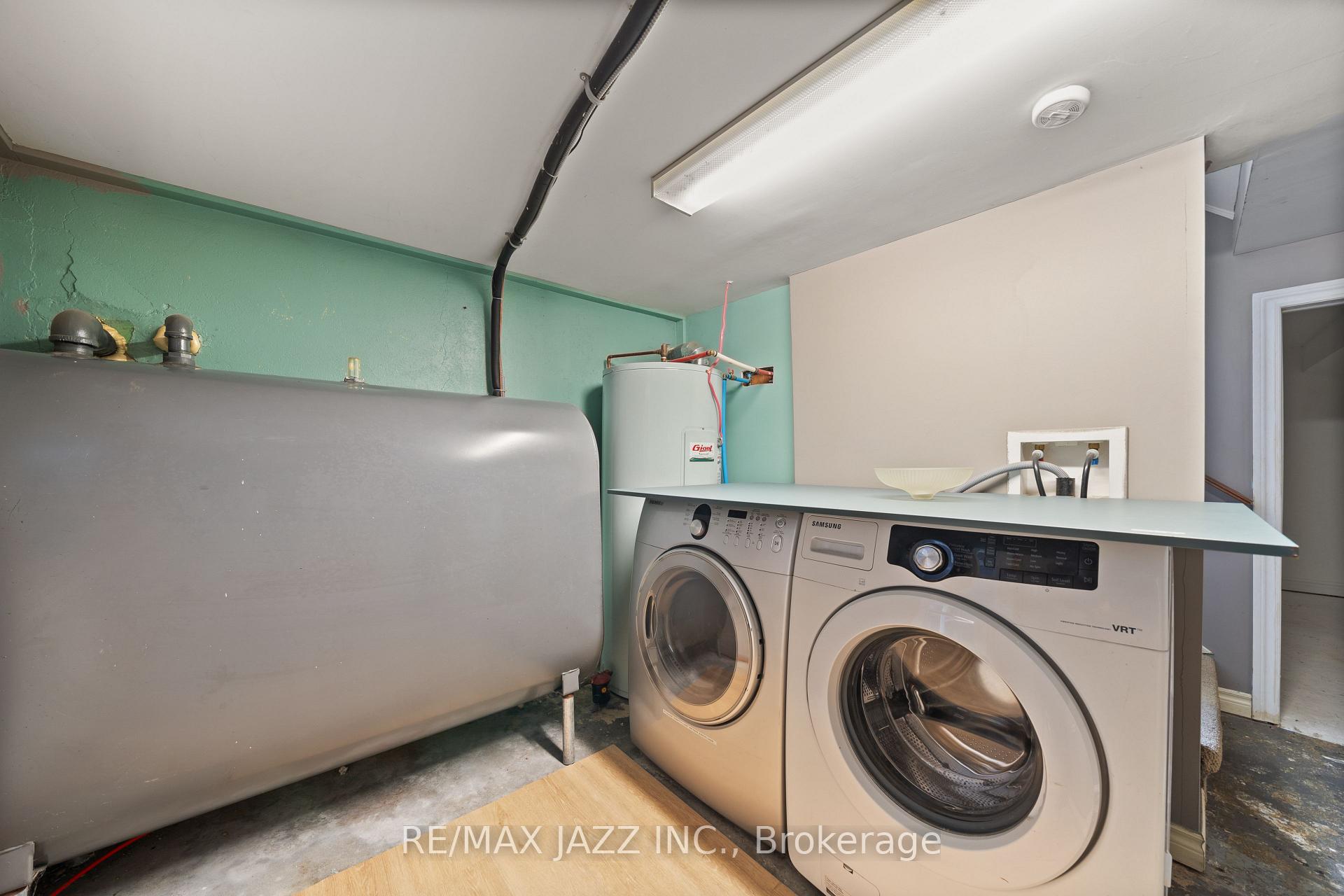 Photo 26 of 47 Ponton Street, Belleville, Belleville Ward — HOMEH
