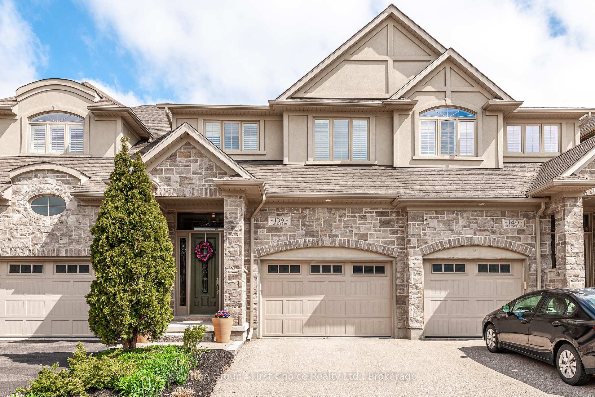 Front of 138 Oak Park Drive