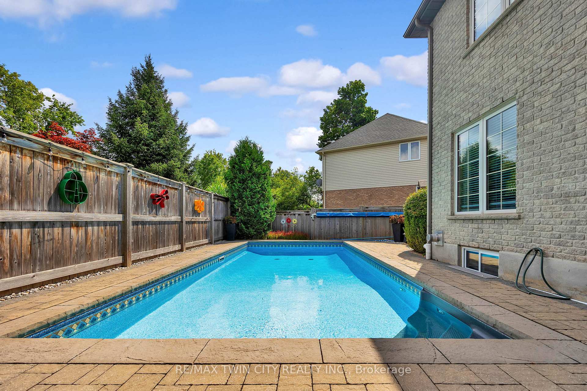 Photo 42 of 635 Honeywood Place, Waterloo — HOMEH