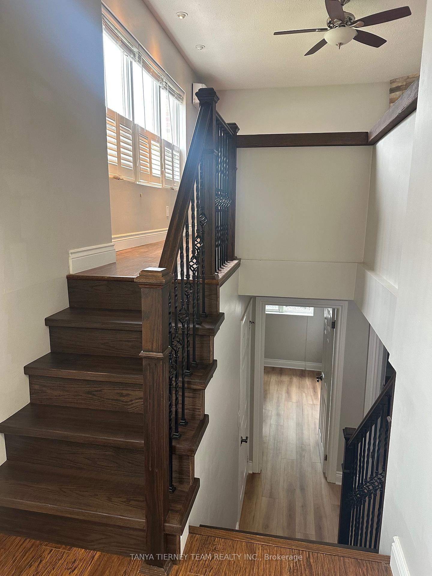 Photo 6 of 206B Palace Street, Whitby, Downtown Whitby — HOMEH