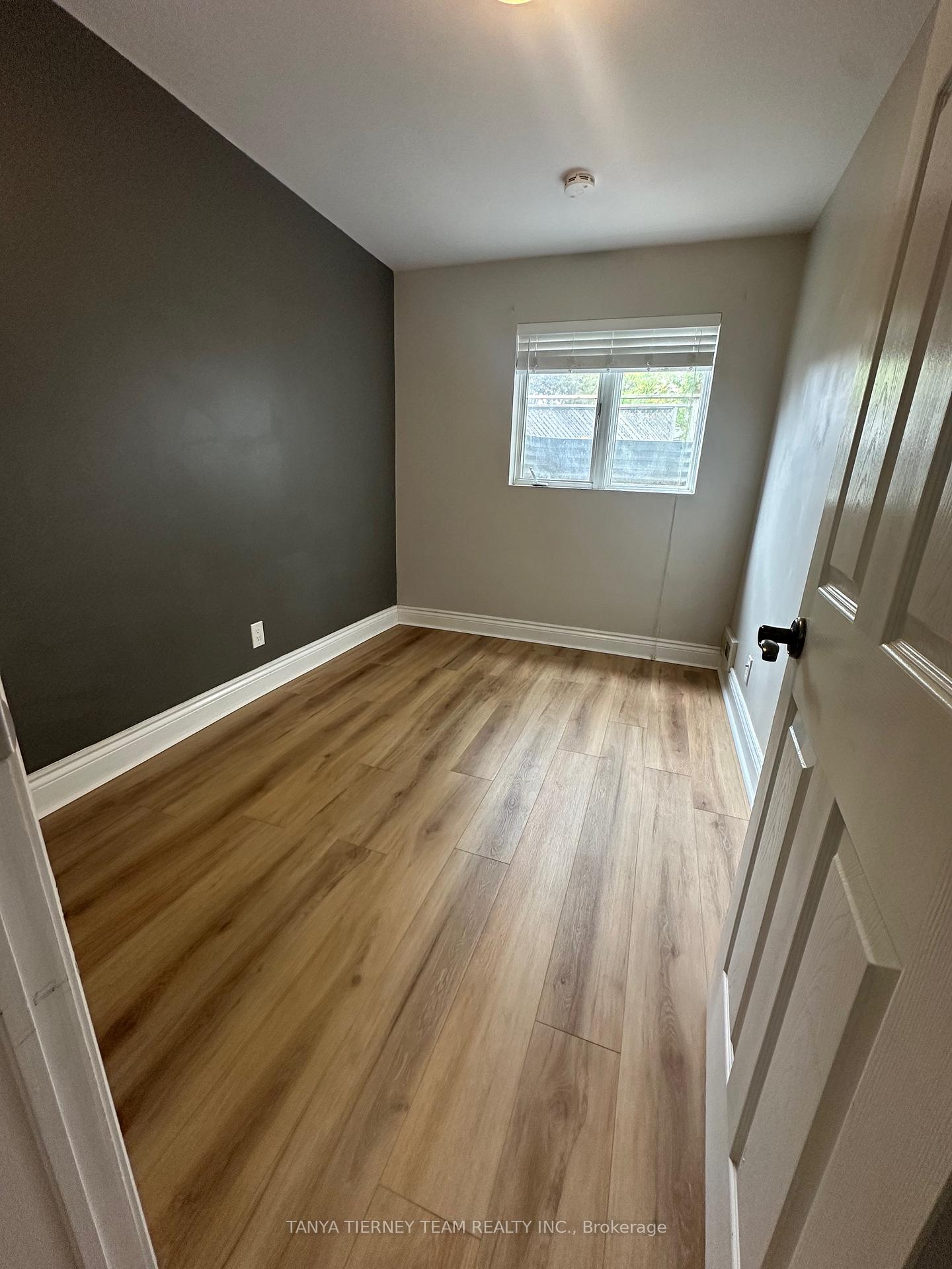 Photo 13 of 206B Palace Street, Whitby, Downtown Whitby — HOMEH